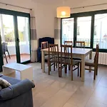 Trilla - Casa Reformada Con Garaje Y Terraza Cadaqués