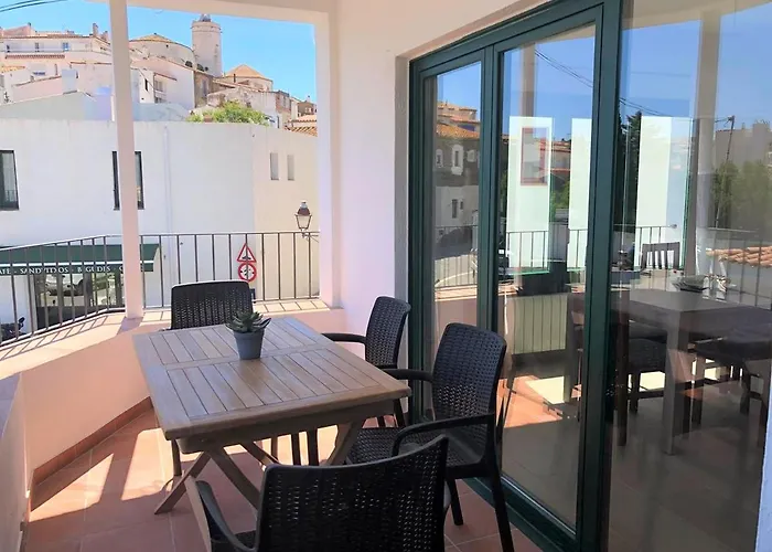 Prázdninový dům Trilla - Casa Reformada Con Garaje Y Terraza