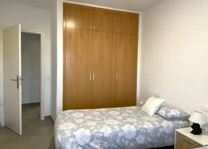 Trilla - Casa Reformada Con Garaje Y Terraza *